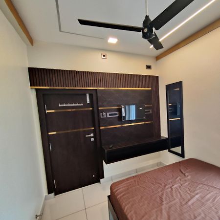 Sundar Lodge Tiruppatūr Kültér fotó